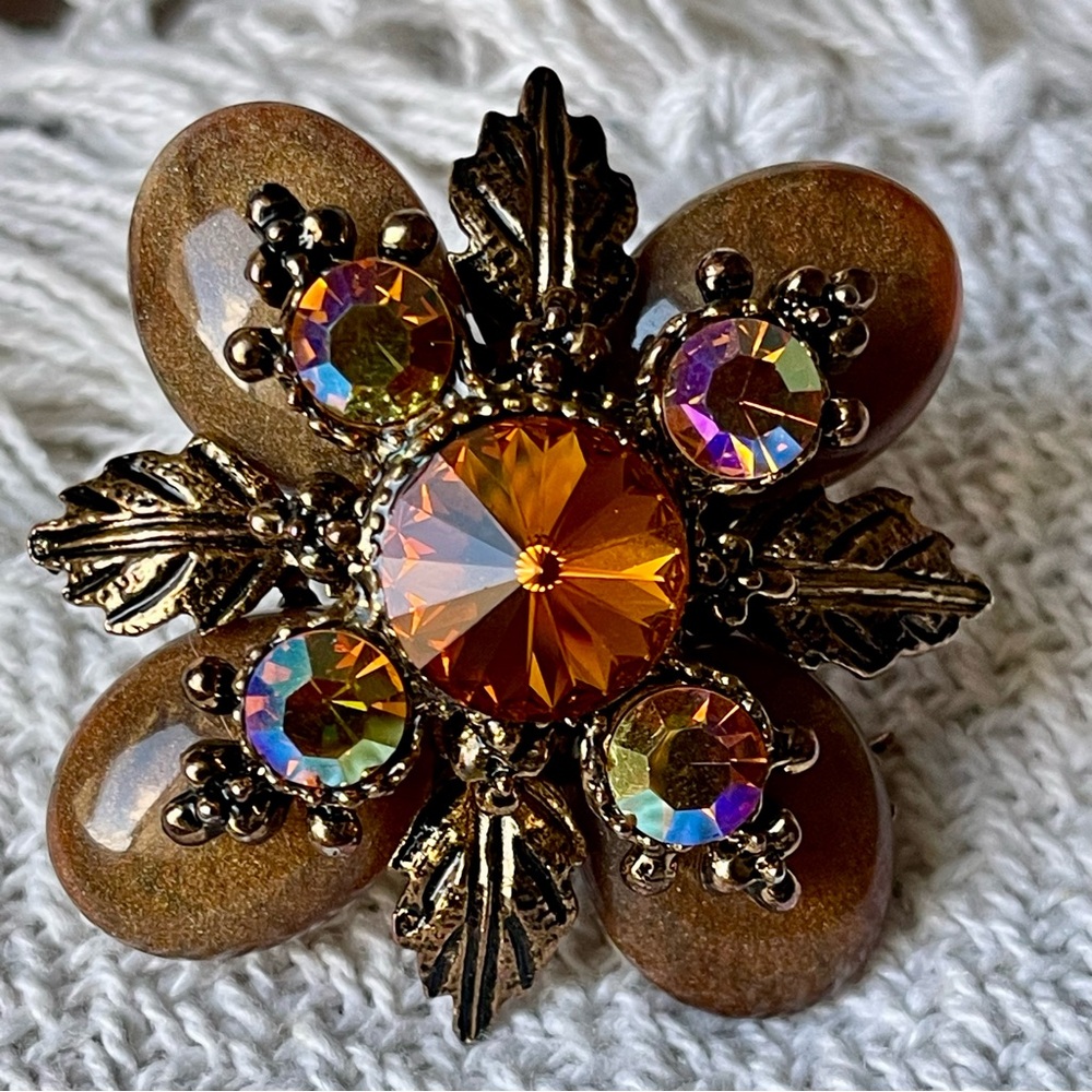 Vintage | Aurora Borealis Brooch Pin Pendant with Amber and Bronze Accents
